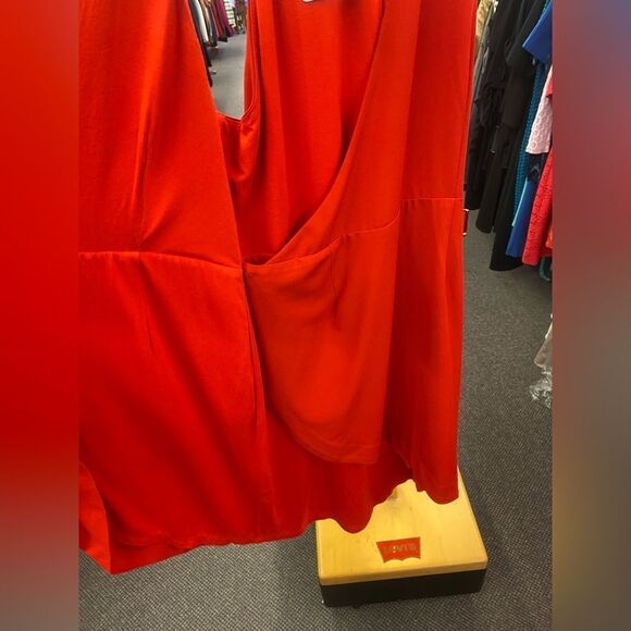 Lg Hutch red cardigan - Picture 3 of 4